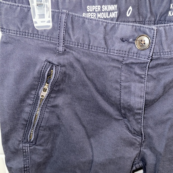 Gap Super Skinny Khakis - Picture 4 of 15